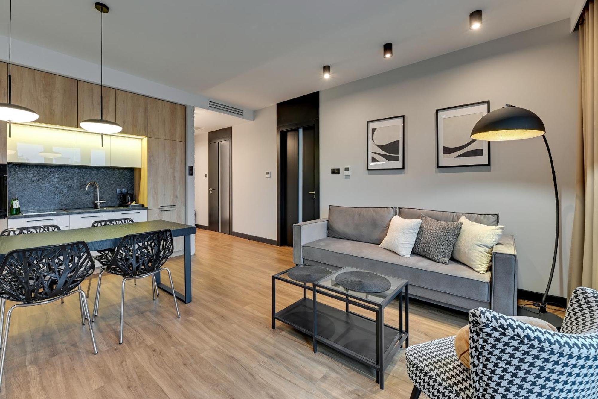 Montevideo Centrum 15 By Grand Apartments Sopot Luaran gambar